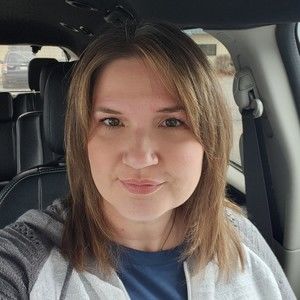 Meet your Posher, Stacy